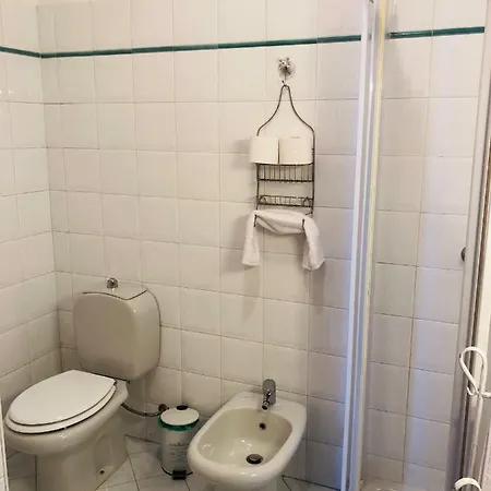 Appartamento Peschiera - Zona Ospedale Pederzoli Peschiera del Garda Extérieur photo